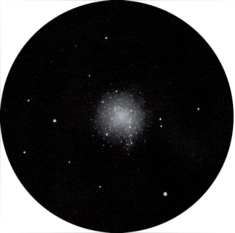 Teckning av den klotformiga stjärnhopen
M 10, med ett 4-tums Newton-teleskop och
48x förstoring. Peter Kiss