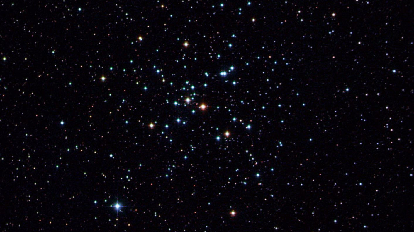 Stjärnhopen Messier 41 i stjärnbilden Stora hunden, fotograferad med ett 4,5 tums Newton-teleskop med 440 mm brännvidd. Michael Deger / CCD Guide