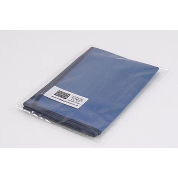 Baader Optisk underduk i transparent påse (25x25cm), kanterna snyggt kantade