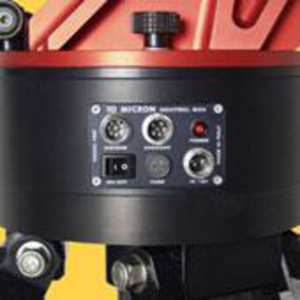 10 Micron CENTAURUS Dreibeinstativ mit Carbon-Beinen (incl. Tasche)