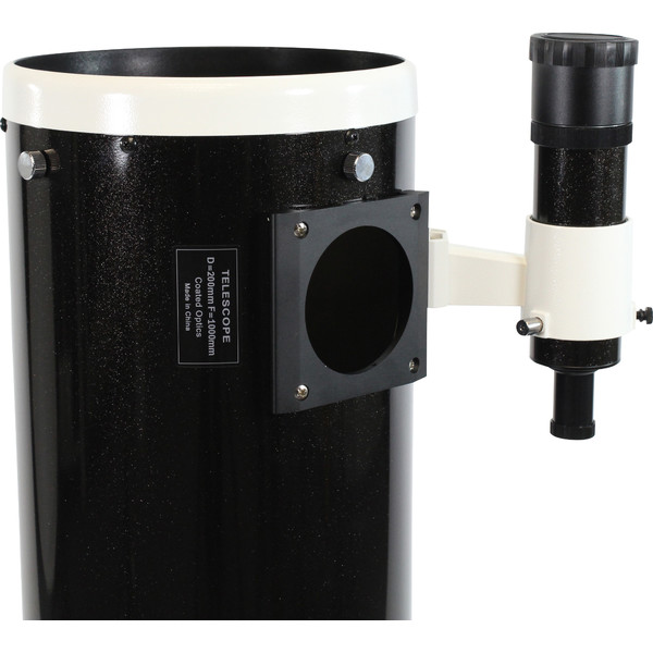 Omegon -adapter för 2'' Crayford-fokusering på Skywatcher-tub