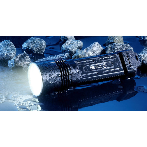 Nitecore Ficklampa Torch P36