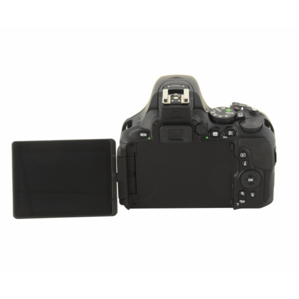 Nikon Kamera DSLR D5600a