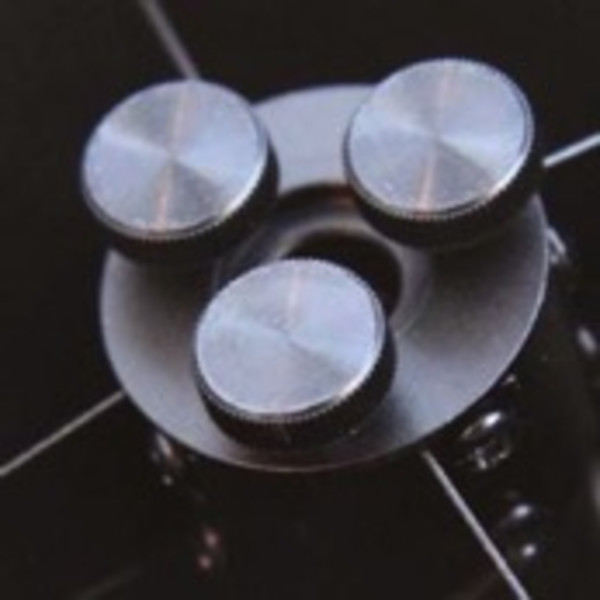 Bobs Knobs Tumskruvar för sekundärspegeln på Meade Lightbridge Mini Dobson