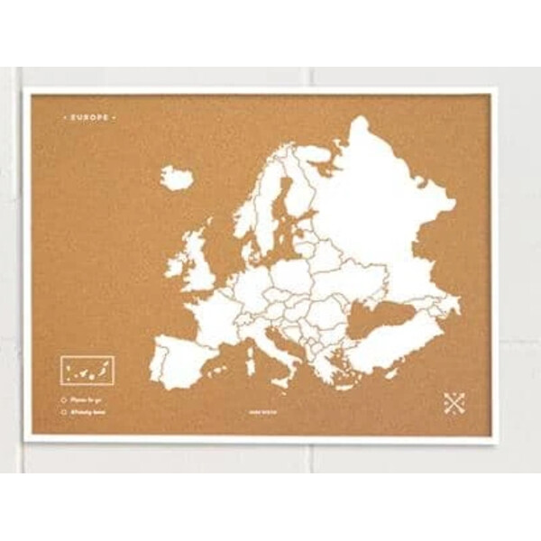 Miss Wood Kontinentkarta Woody Map Europa vit 90x60cm inramad