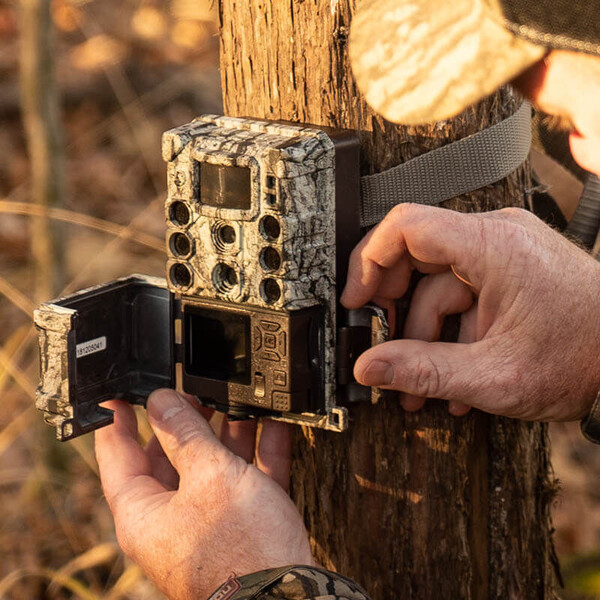 Bushnell Viltkamera 32MP CORE DS4K Tree Bark Camo No Glow, Box 5L