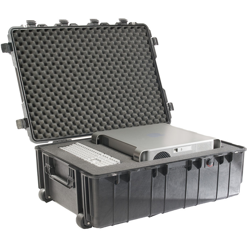 PELI Väska M1730 svart inkl. Skumgummi inkl. hjul