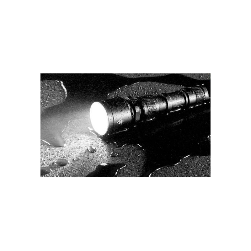 Nitecore Ficklampa MH25 GT jaktset