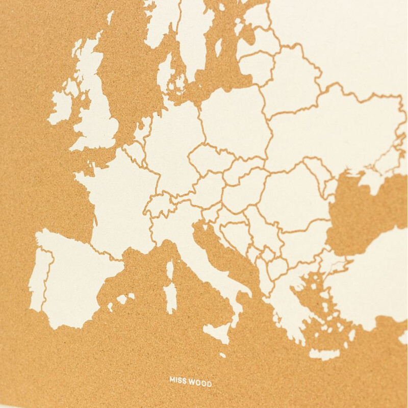 Miss Wood Kontinentkarta Woody Map Europa vit 60x45cm