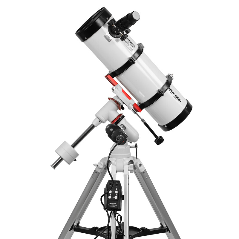 Omegon EQ-320 uppsättning med spårningsmotor