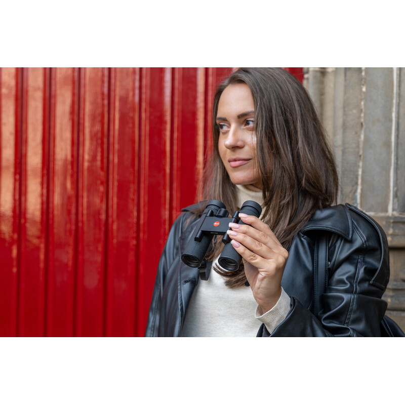 Leica Kikare Noctivid 10x25 svart läderklädd